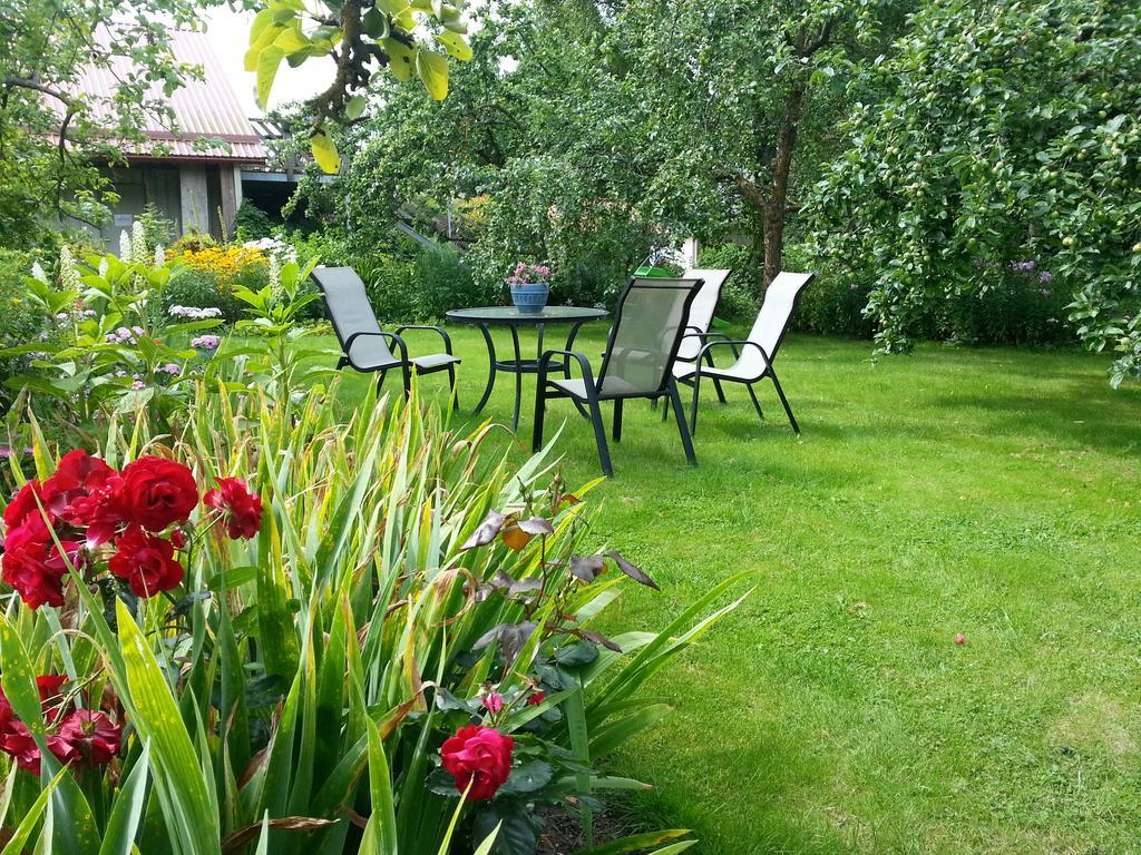 Piibelehe Guest Accommodation Kuressaare Room photo