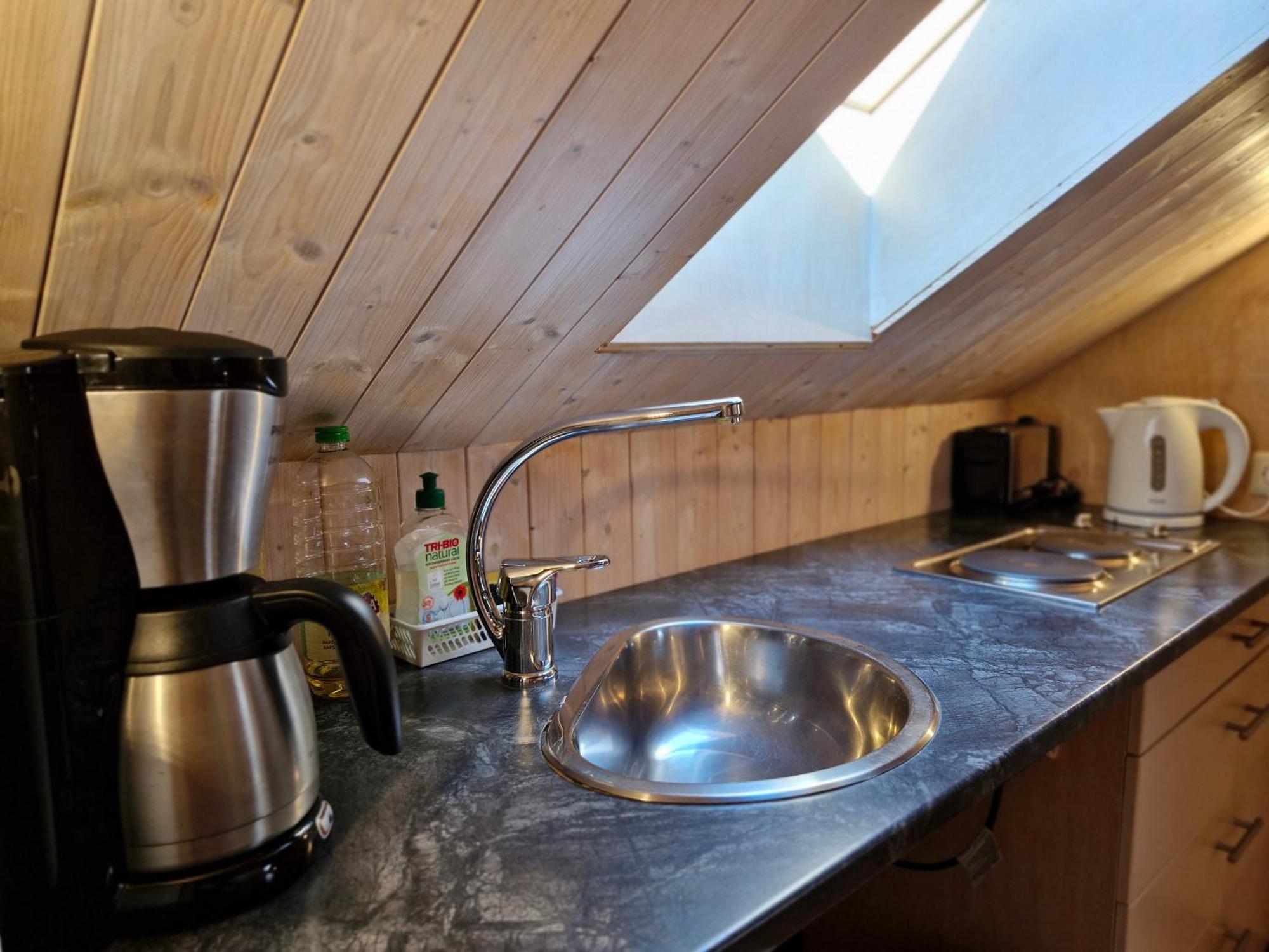 Piibelehe Guest Accommodation Kuressaare Exterior photo