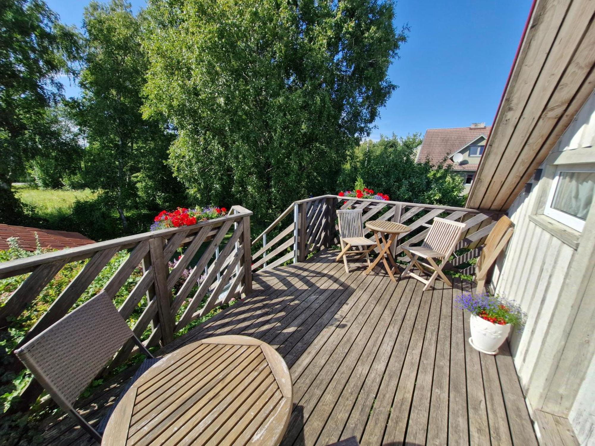 Piibelehe Guest Accommodation Kuressaare Exterior photo